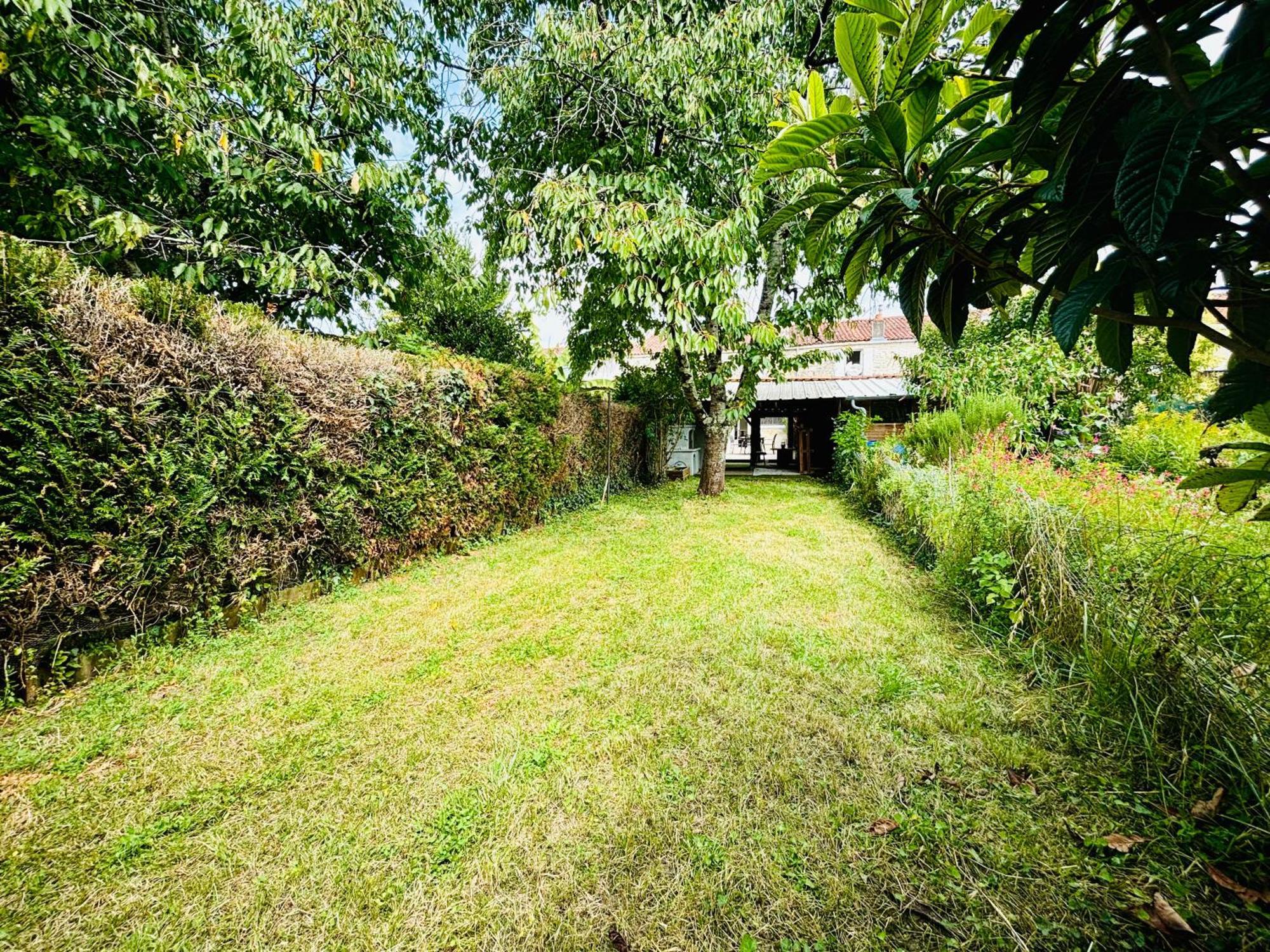 La Maison Du Parc, Charme Et Tranquillite Niort Exteriér fotografie